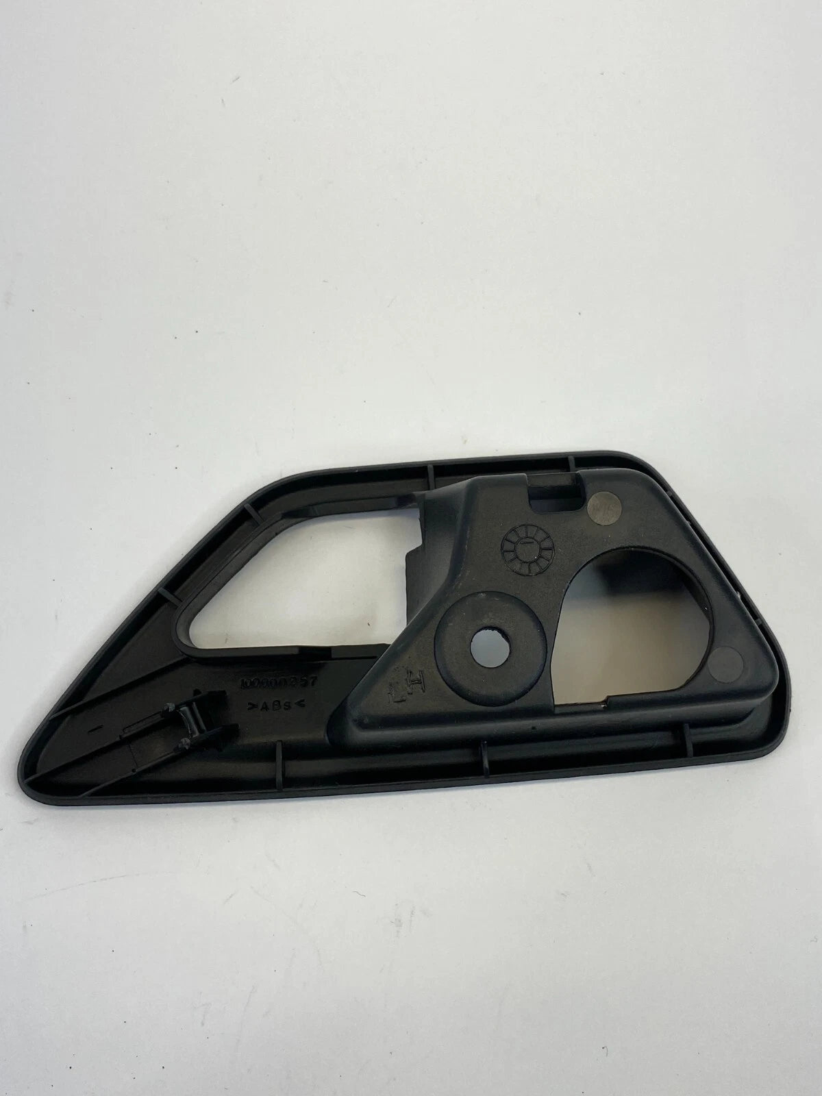 2009 2010 DODGE JOURNEY REAR LEFT INTERIOR DOOR HANDLE BEZEL TRIM 100000257 OEM