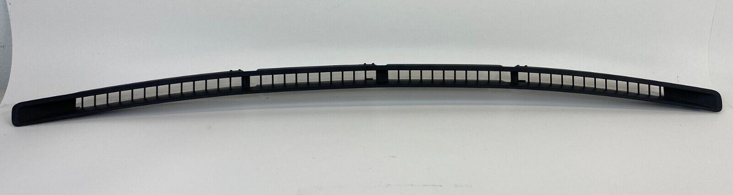 1998-2005 Lexus GS300 Instrument Panel A/C Vent Defrost Cover Grill 55981-30110