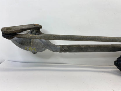 2005-2010 CHRYSLER 300 WINDSHIELD WIPER MOTOR W/ LINKAGE ASSEMBLY OEM 04805711AA