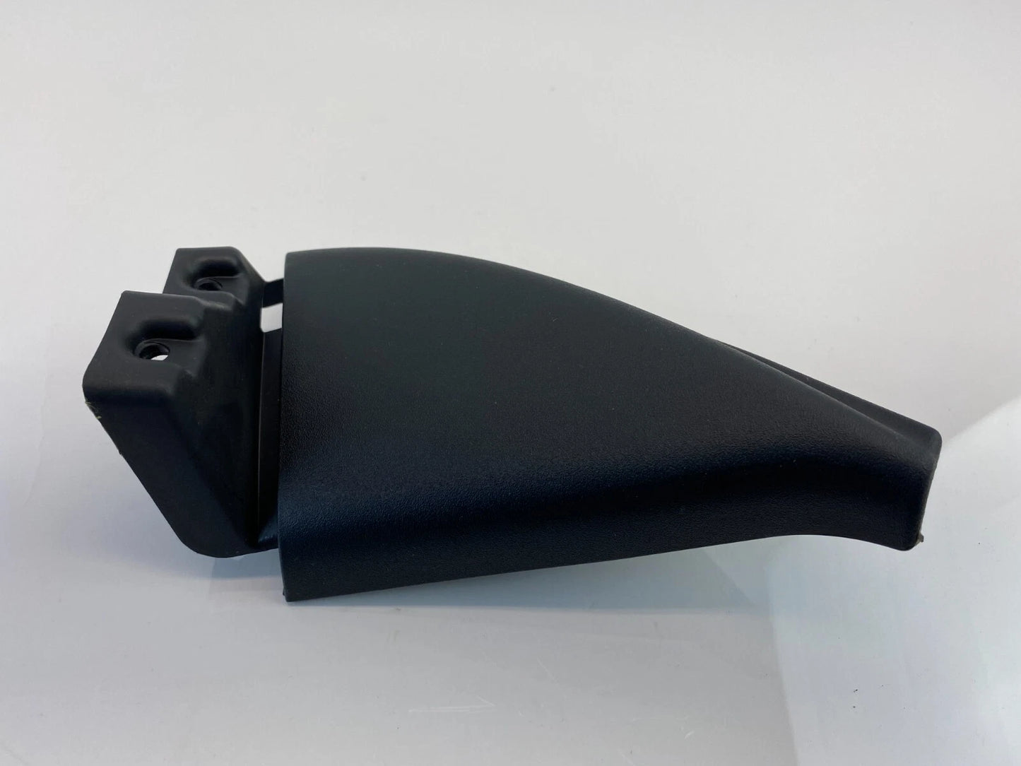 2009-2012 CHEVROLET TRAVERSE FRONT RIGHT PASSENGER INNER MIRROR COVER TRIM BEZEL
