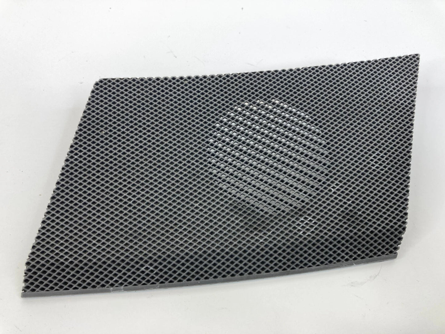 2002-2006 TOYOTA CAMRY DASH LEFT SPEAKER TWEETER GRILLE COVER TRIM 55472-AA010