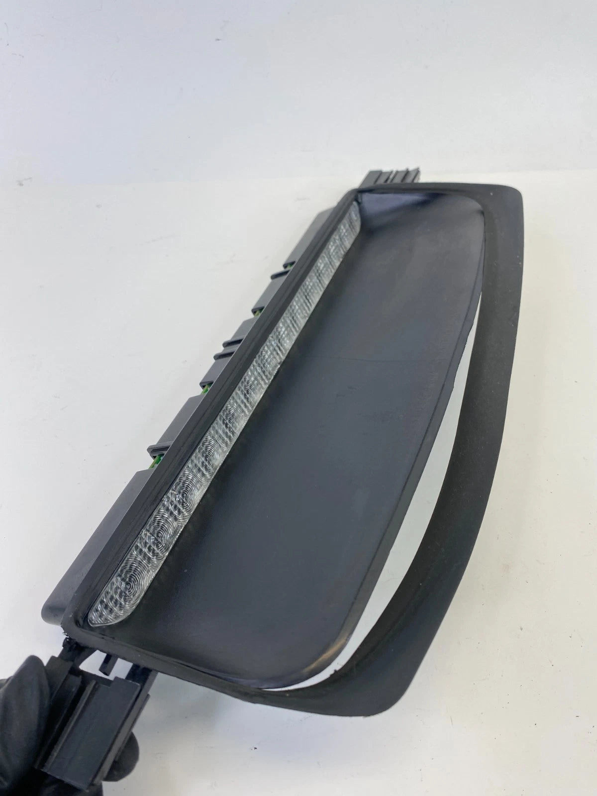 03 04 05 06 07 08 09 10 11 SAAB 9-3 3RD THIRD BRAKE STOP LIGHT LAMP HIGH MOUNT