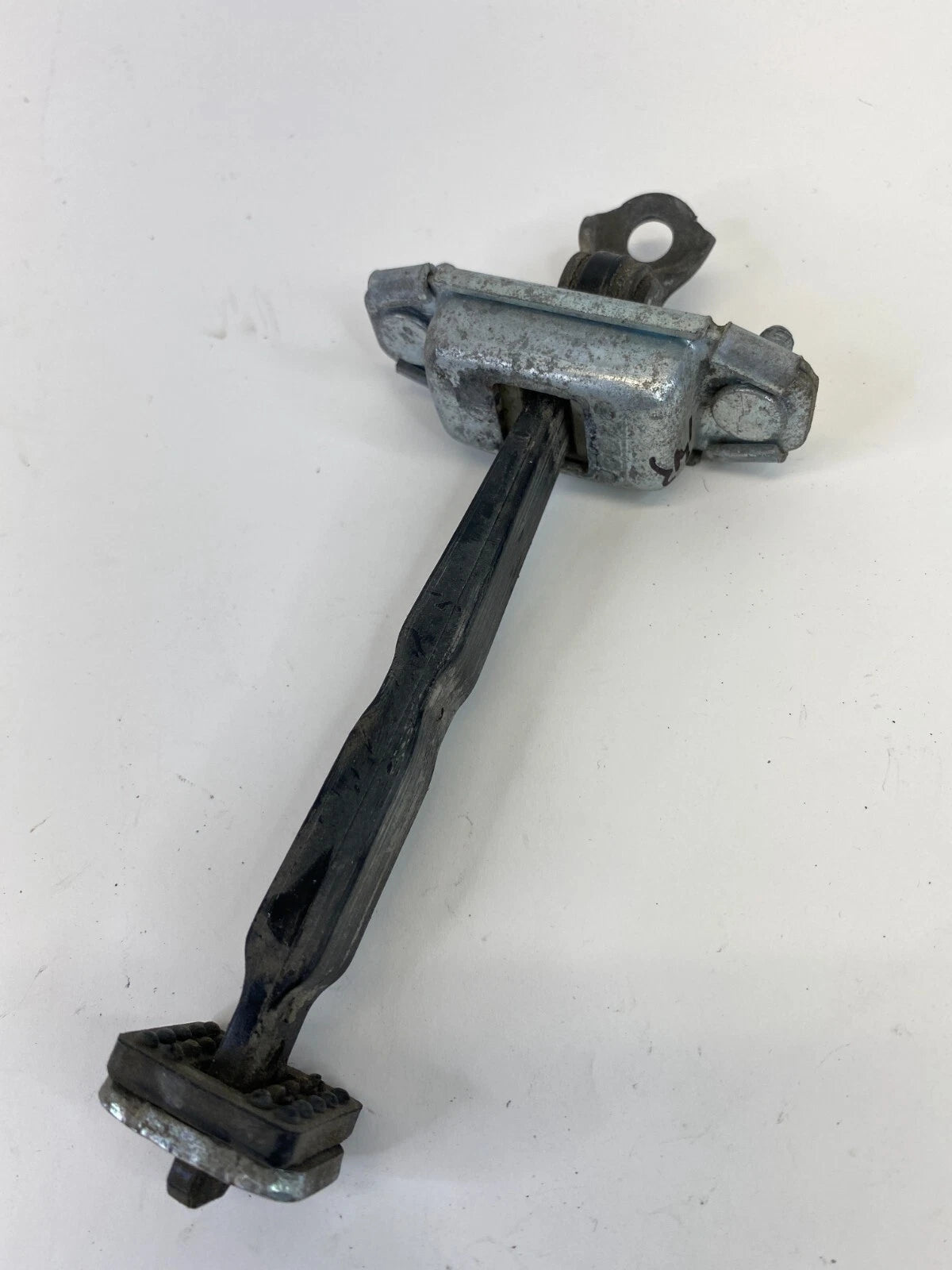 2011-2016 KIA OPTIMA REAR LEFT SIDE DOOR CHECK HINGE STOPPER DETENT ASSEMBLY OEM