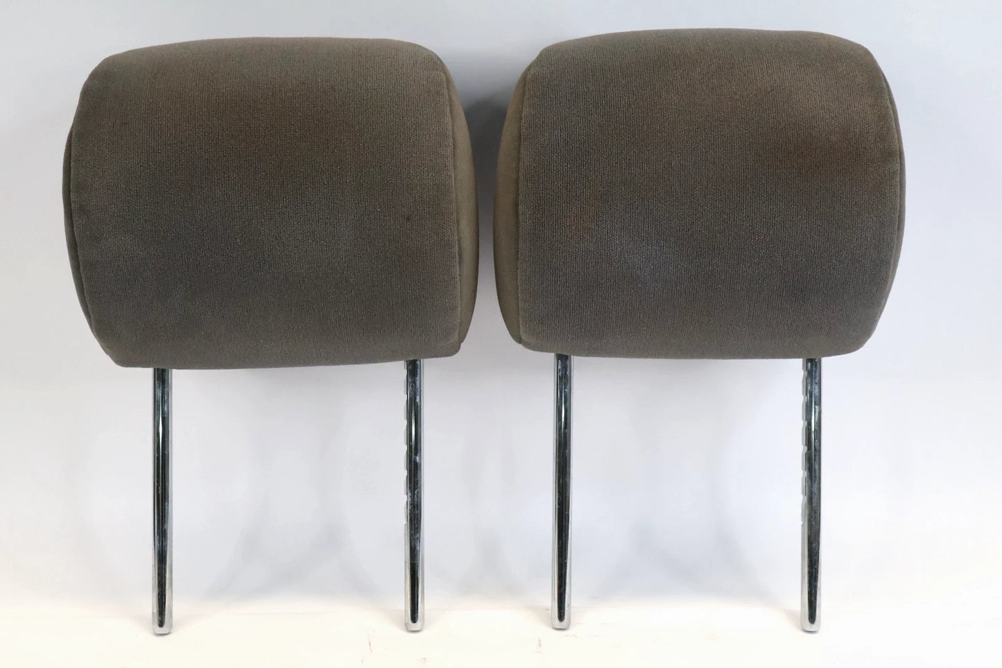2004-2006 TOYOTA TUNDRA DOUBLE CAB FRONT SEAT HEADREST HEAD REST SET CLOTH OEM