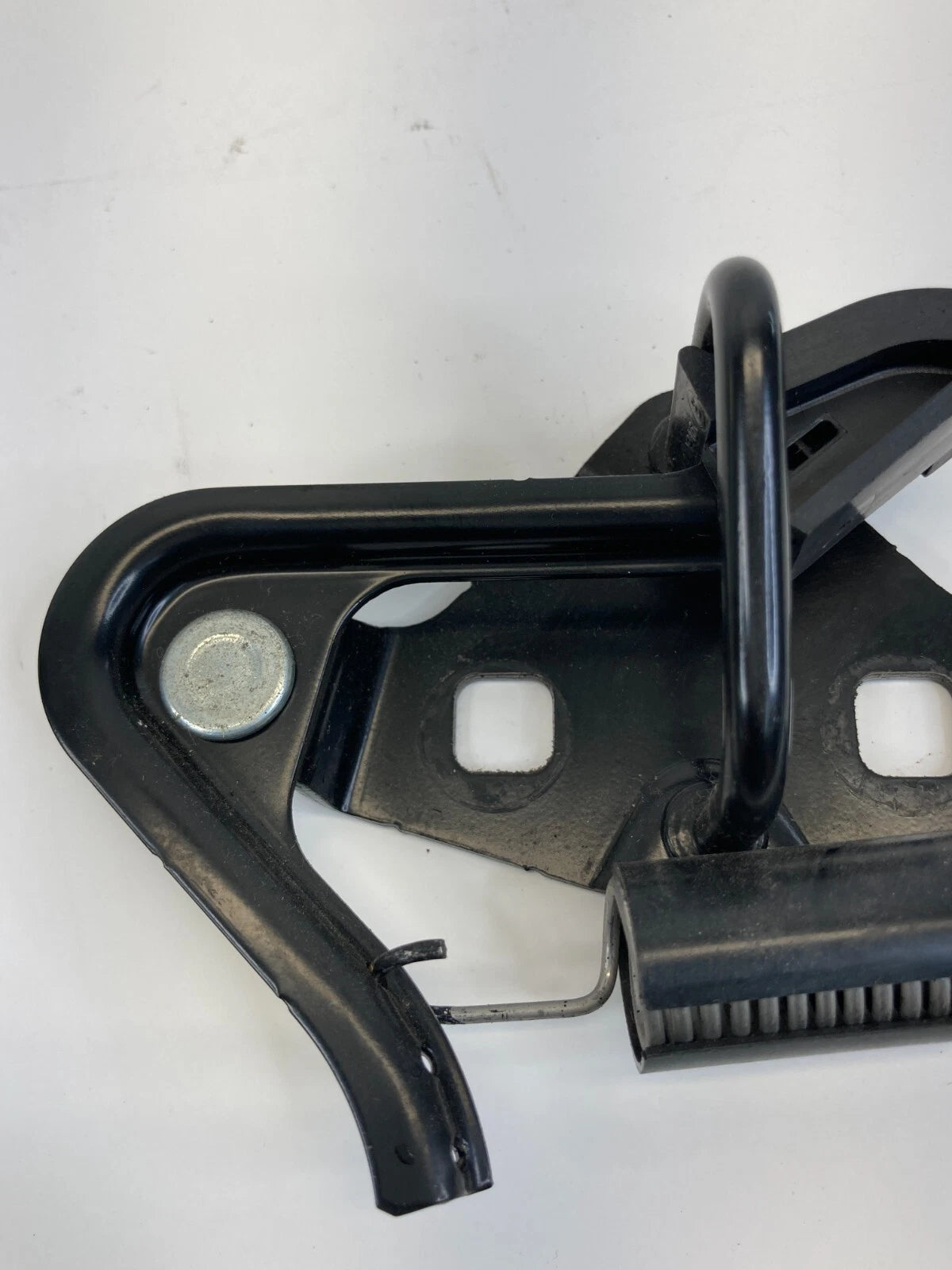 2006-2012 FORD FUSION TRUNK LID LOCK LATCH STRIKER CATCH RELEASE 6E53-54404B12