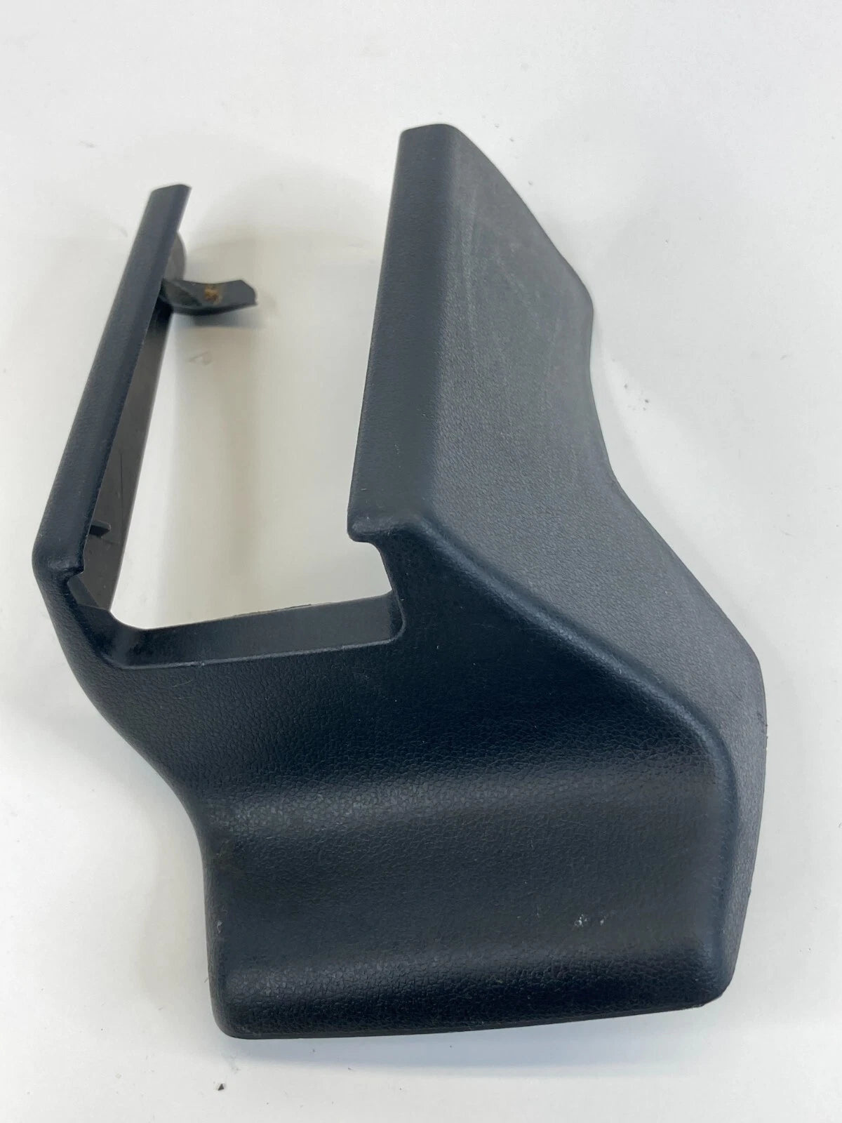 2006-2015 LEXUS IS250 FRONT RIGHT SEAT OUTER TRACK END COVER 72137-53040 OEM