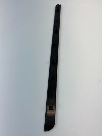 2006-2010 VOLKSWAGEN JETTA DASH RIGHT GLOVE BOX MOLDING TRIM BEZEL 1K1858529 OEM