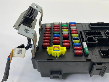 2006-2011 06-11 HYUNDAI ACCENT DASH CABIN FUSE BOX RELAY JUNCTION 919501G040 OEM