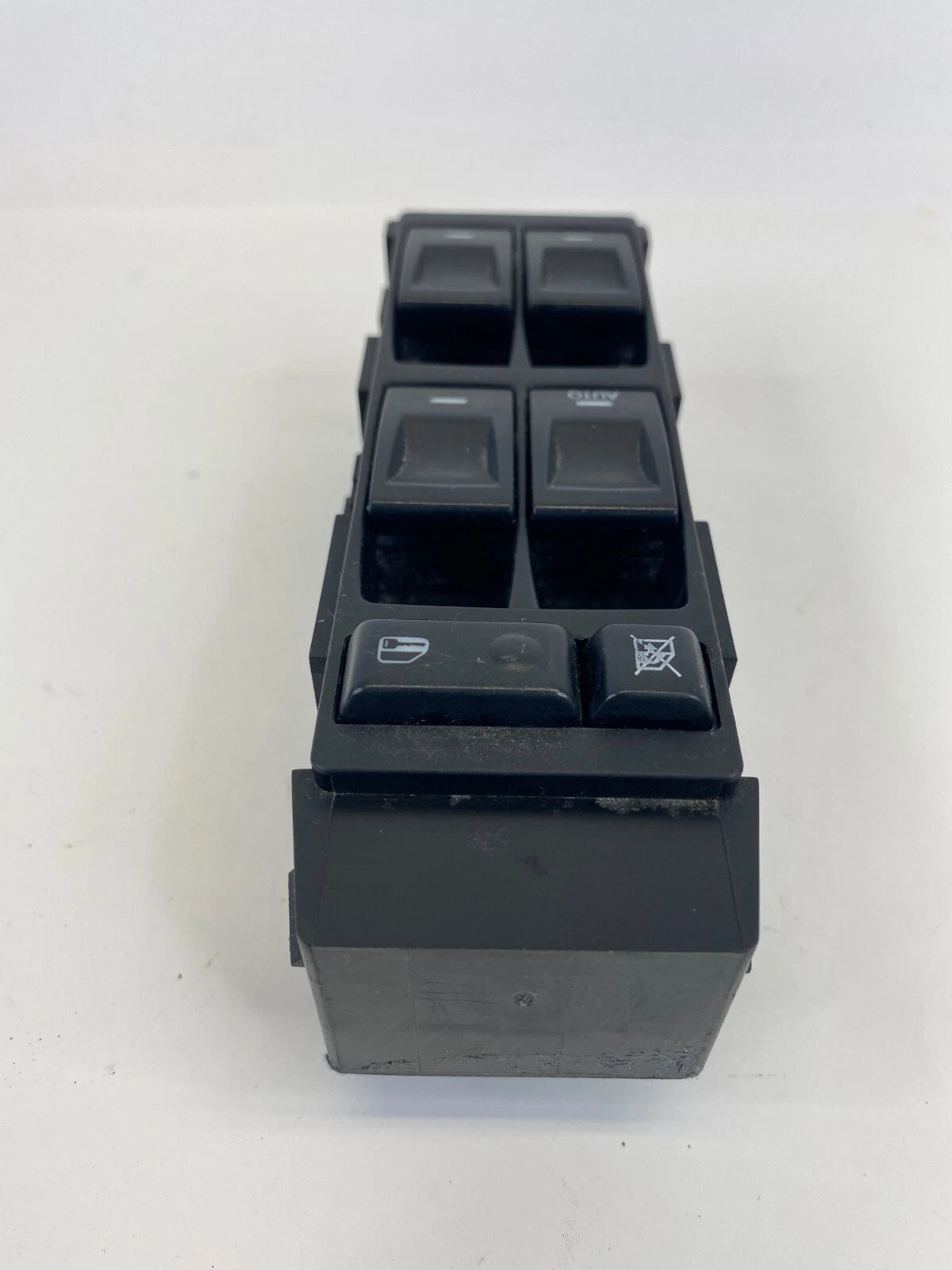 2006-2010 CHRYSLER 300 FRONT LEFT MASTER POWER WINDOW LOCK SWITCH OEM 04602785AA
