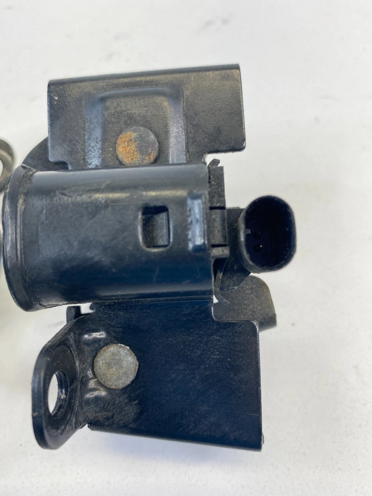 2006-2012 MERCEDES R350 W251 UPPER HOOD LATCH SAFETY CATCH LOCK PAIR A2198800160