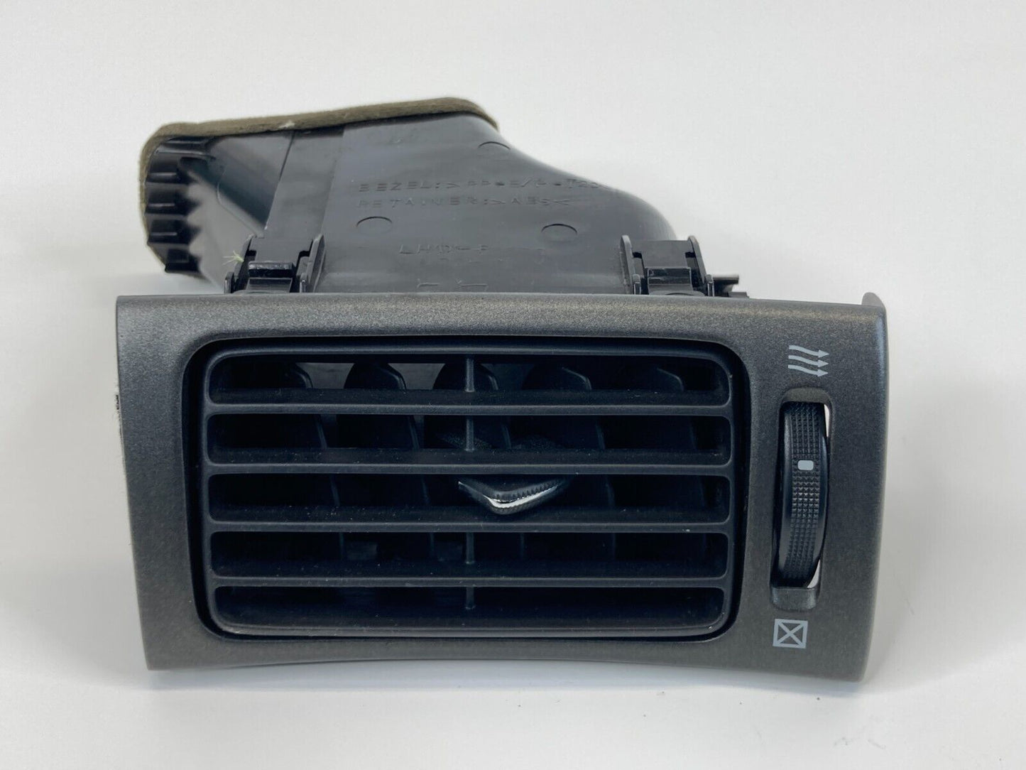 2002 2003 Lexus ES300 Dash Right A/C Air Vent Grille Outer Outlet 55670-33120