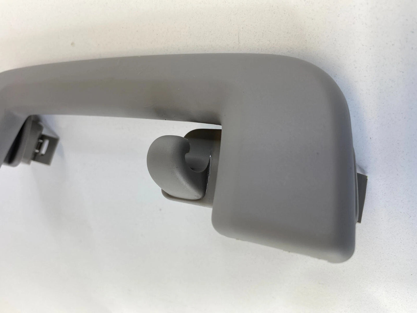2006-2011 VOLVO S40 REAR RIGHT SIDE ROOF GRIP GRAB HANDLE COURTESY OEM