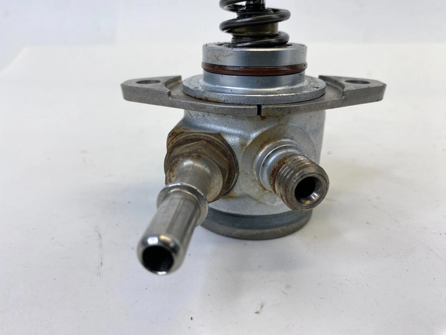 2012-2017 FORD FOCUS 2.0L L4 HIGH PRESSURE FUEL PUMP ASSY CM5E-9D376-CB OEM