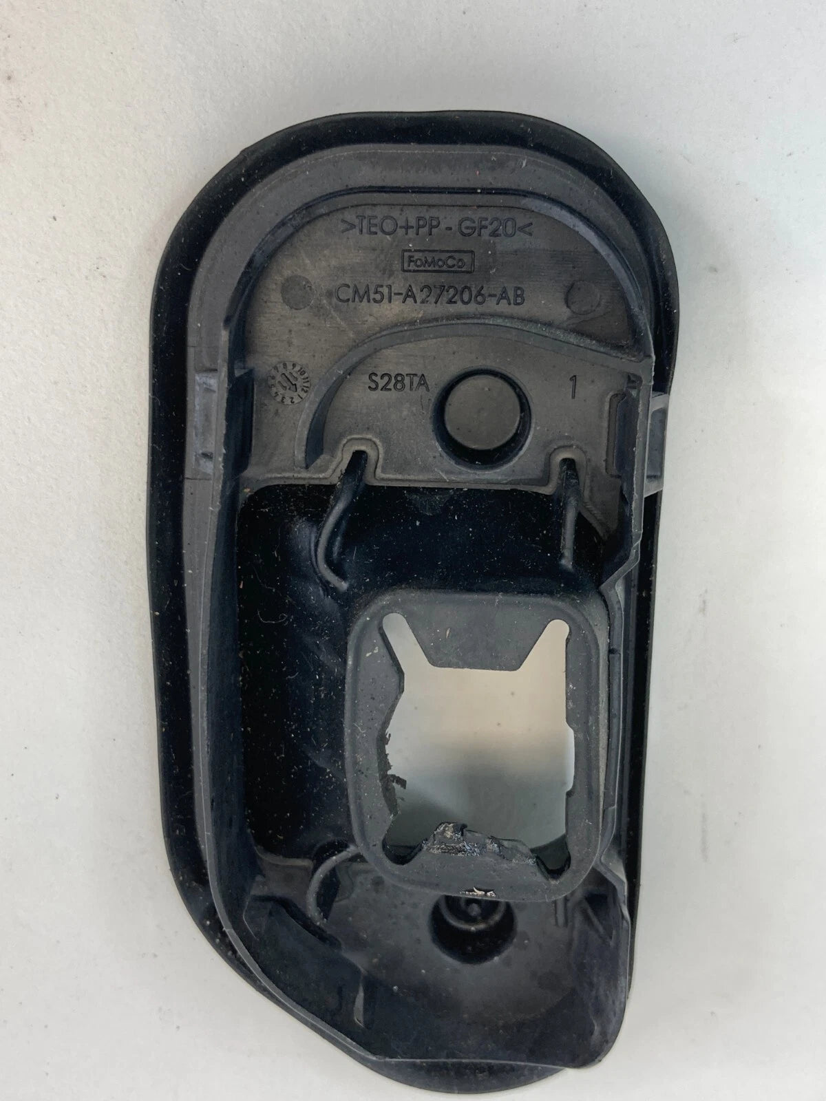 12-18 FORD FOCUS REAR RIGHT DOOR CHECK STOP STOPPER SEAL GASKET COVER CM51A27206