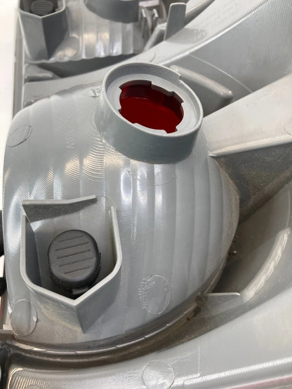 07-09 TOYOTA TUNDRA DOUBLE CAB REAR RIGHT TAIL LIGHT LAMP TAIL LIGHT AFTERMARKET