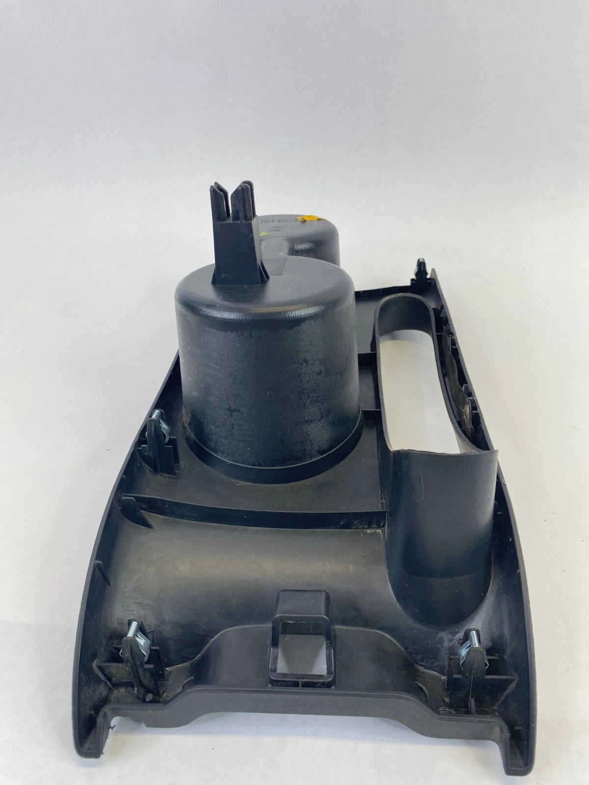 2013-2016 NISSAN SENTRA CENTER CONSOLE CUP HOLDER BEZEL CENTER OEM 96913-3SG0A-B