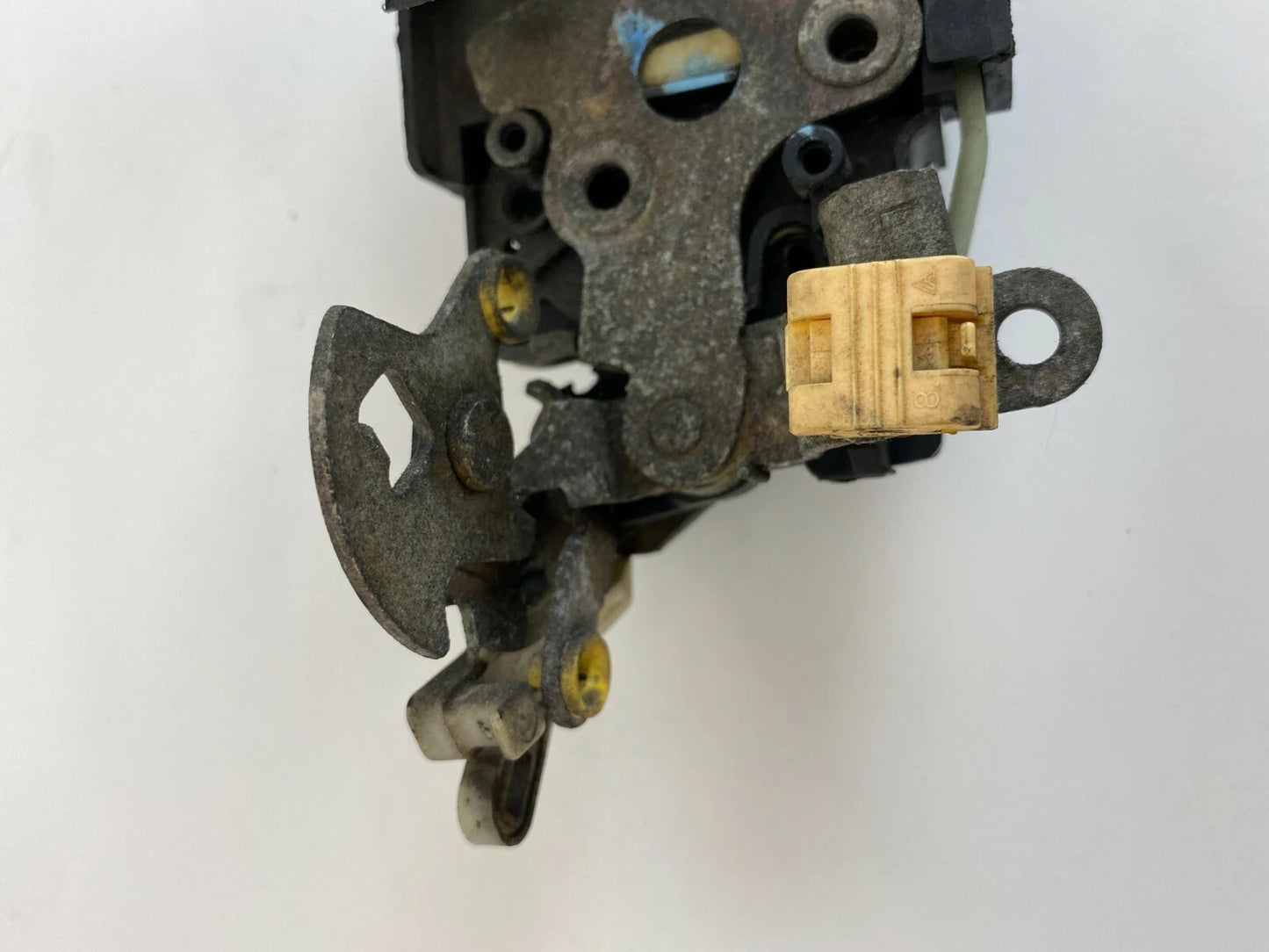 2001-2005 PONTIAC AZTEK REAR LEFT SIDE DOOR LOCK LATCH ACTUATOR 16637781 OEM