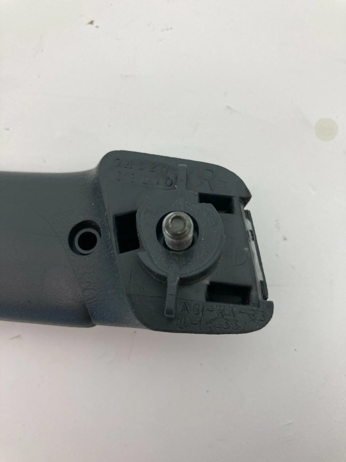 99-03 TOYOTA SOLARA REAR PASSENGER SIDE INTERIOR GRAB HANDLE ASSIST STRAP OEM