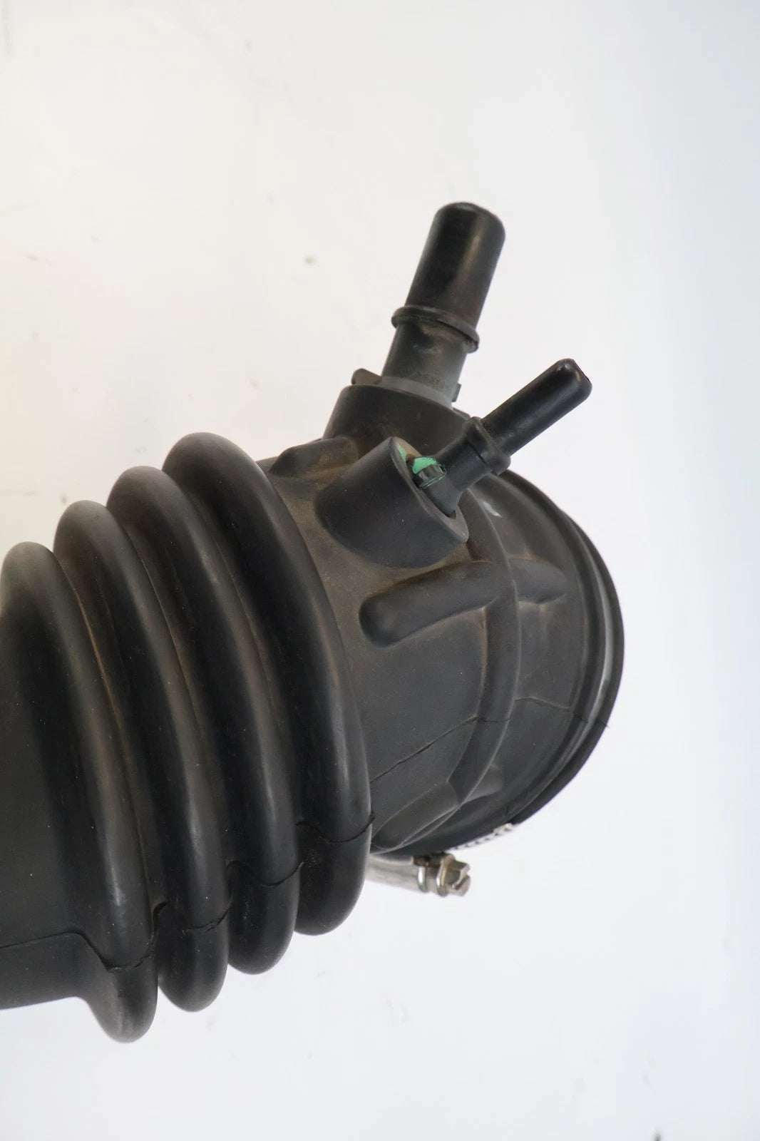 2012-2018 FORD FOCUS 2.0L AIR INTAKE HOSE TUBE DUCT BV61-9C623-AD OEM