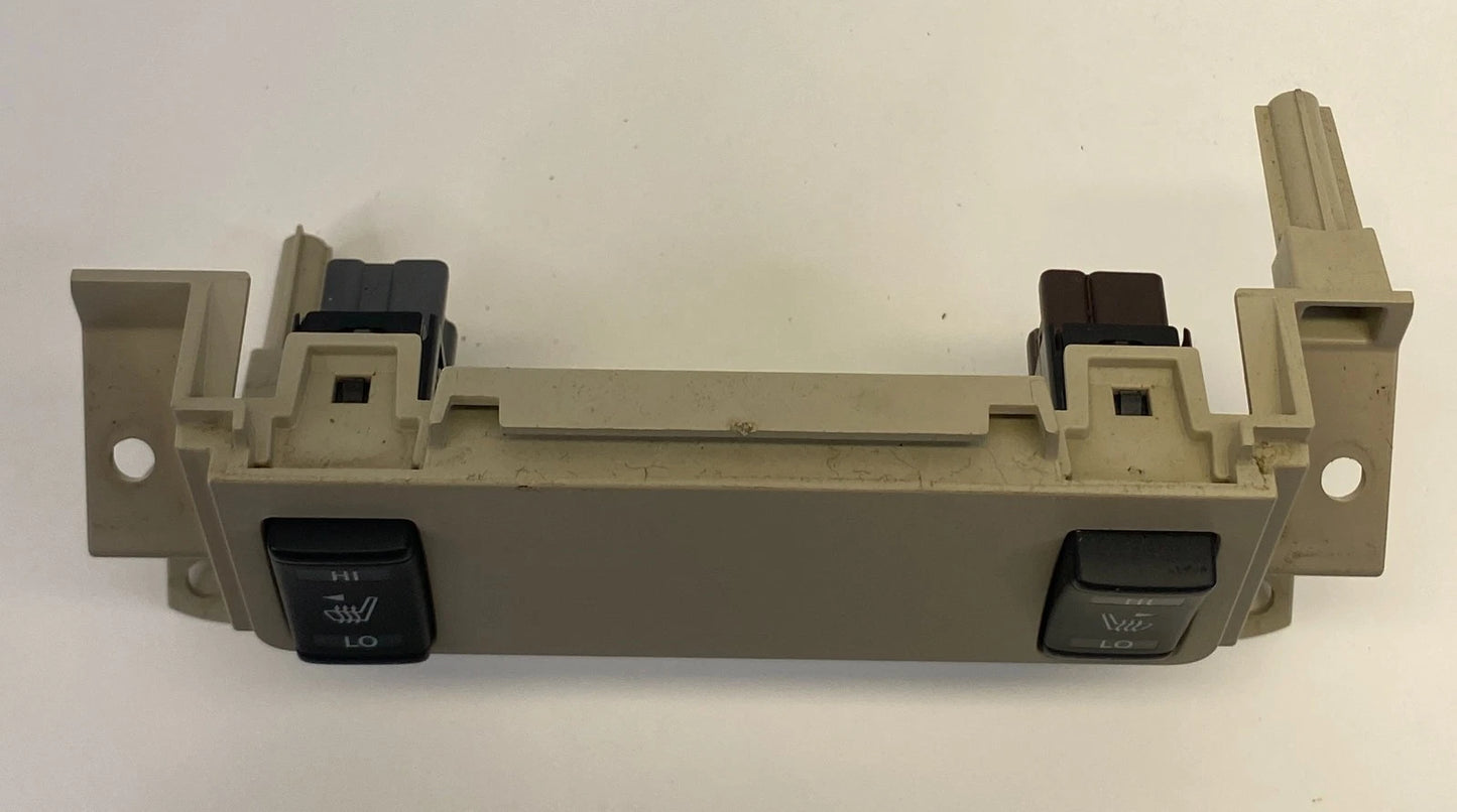 2013-2017 NISSAN PATHFINDER REAR SEAT HEATED SWITCH BEZEL RR LH OEM 96939-3KA3B