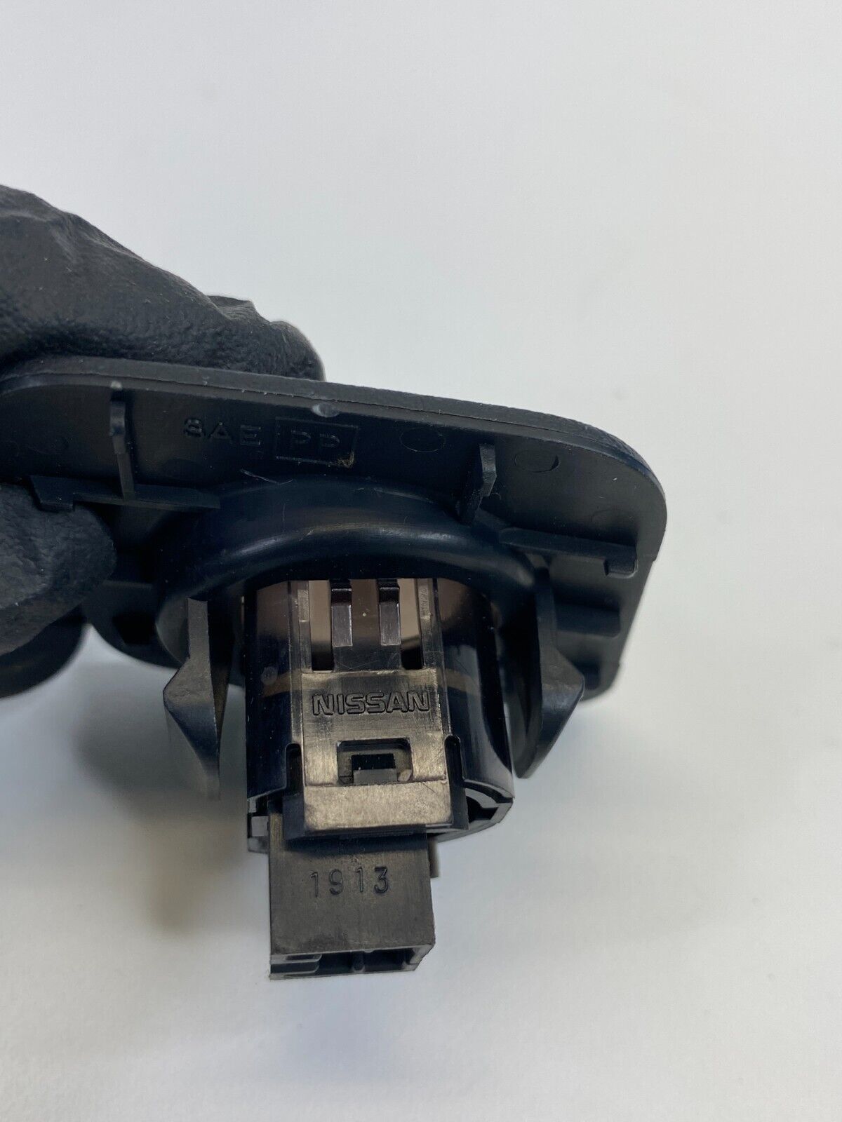 1996-2004 Nissan Pathfinder Dash Ambient Sunlight Sun Light Sensor Switch OEM