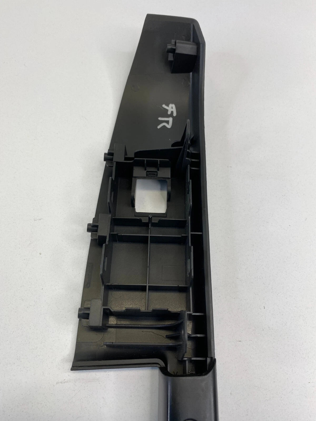 2012-2016 CHEVROLET SONIC FRONT RIGHT SIDE DOOR POWER WINDOW SWITCH BEZEL OEM