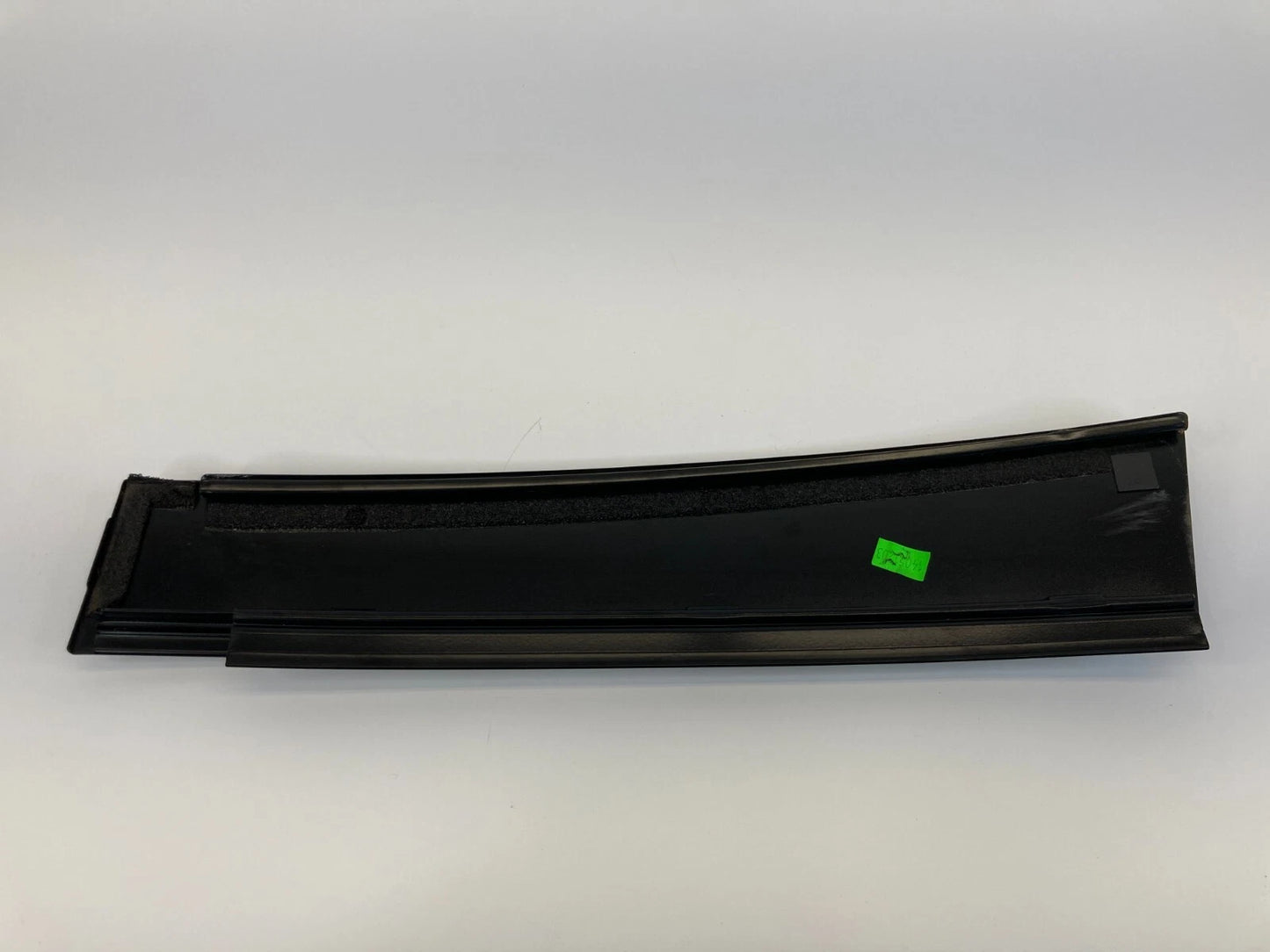 2011-2016 CHEVROLET CRUZE REAR OUTSIDE DOOR PILLAR MOLDING APPLIQUE OEM