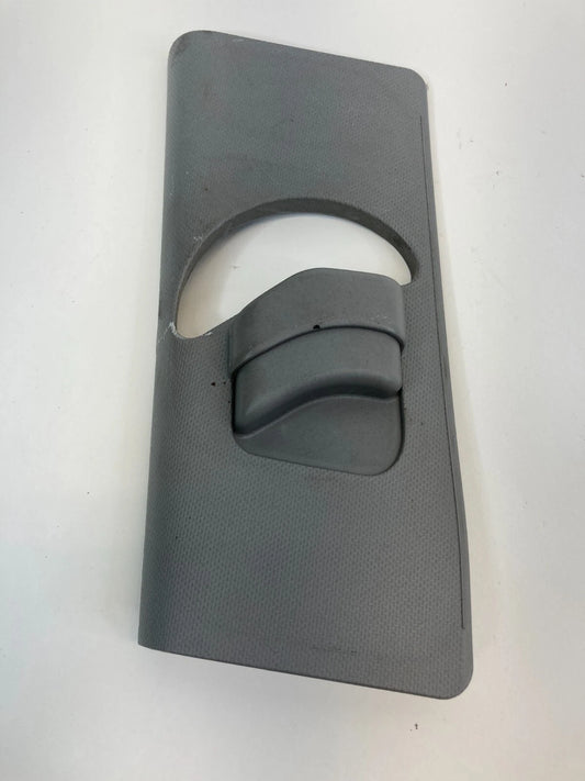 12-17 HYUNDAI ACCENT SEDAN 4-DR FRONT LEFT SEAT BELT ADJUSTER COVER 85832-1R020