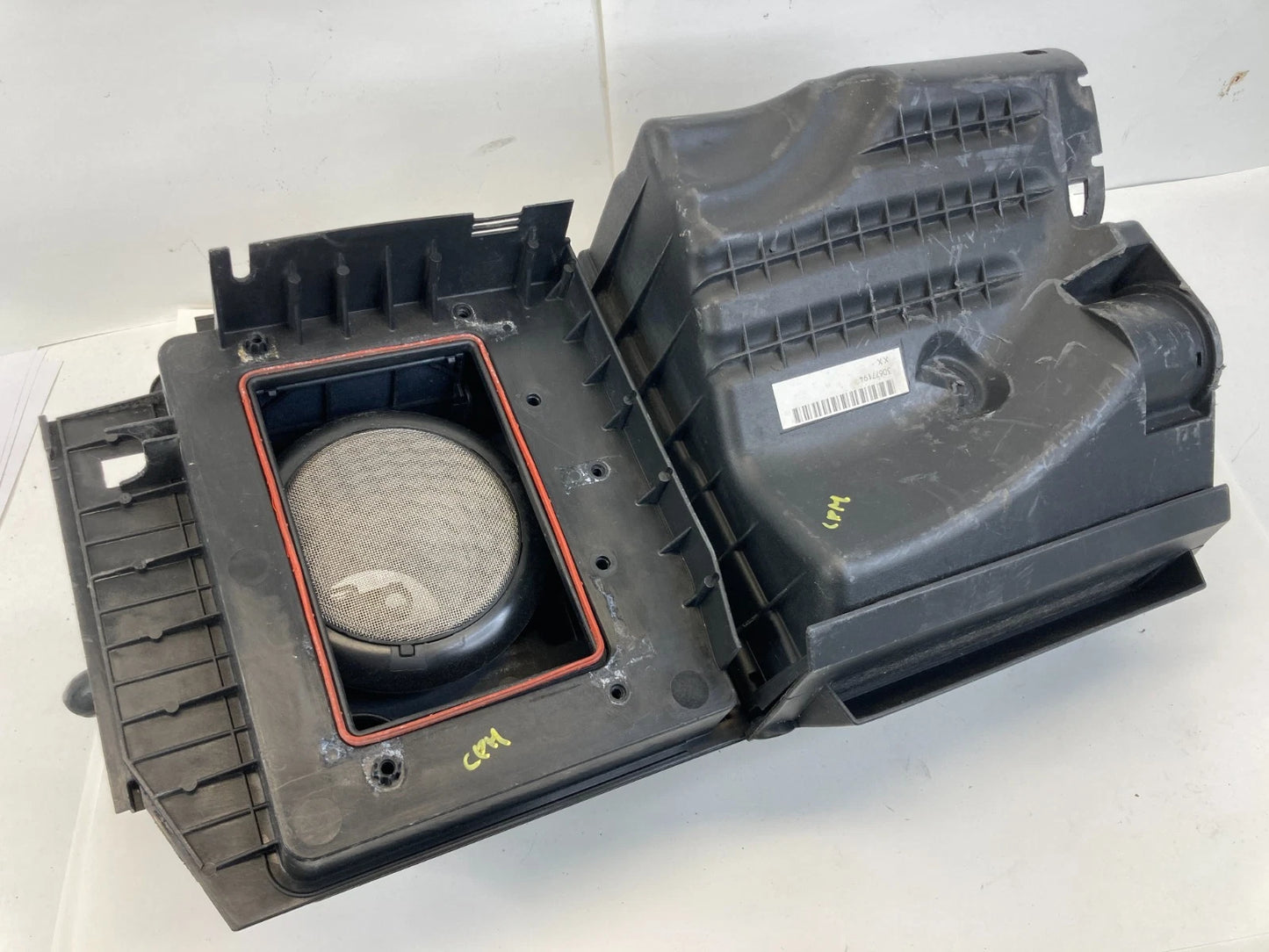 04-10 VOLVO S40 05-10 V50 2.4L AIR INTAKE CLEANER FILTER BOX ASSY 30677194 OEM