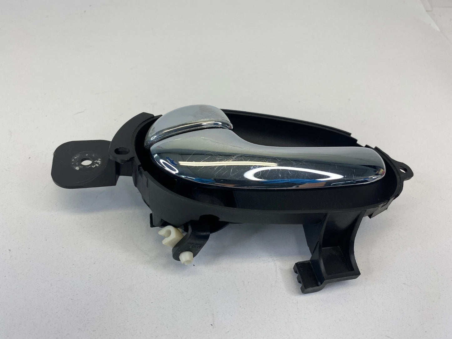 2005-2009 SAAB 9-7X FRONT LEFT DRIVER SIDE INTERIOR INNER DOOR HANDLE FR LH OEM