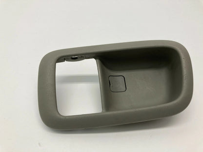 1997-2001 LEXUS ES300 REAR LEFT INTERIOR INNER DOOR HANDLE BEZEL 6927833030 OEM