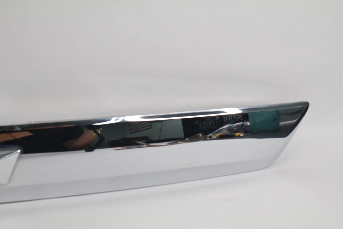 2010-2015 CHEVY EQUINOX TRUNK LIFTGATE CHROME TRIM MOLDING W/O CAMERA 22869810