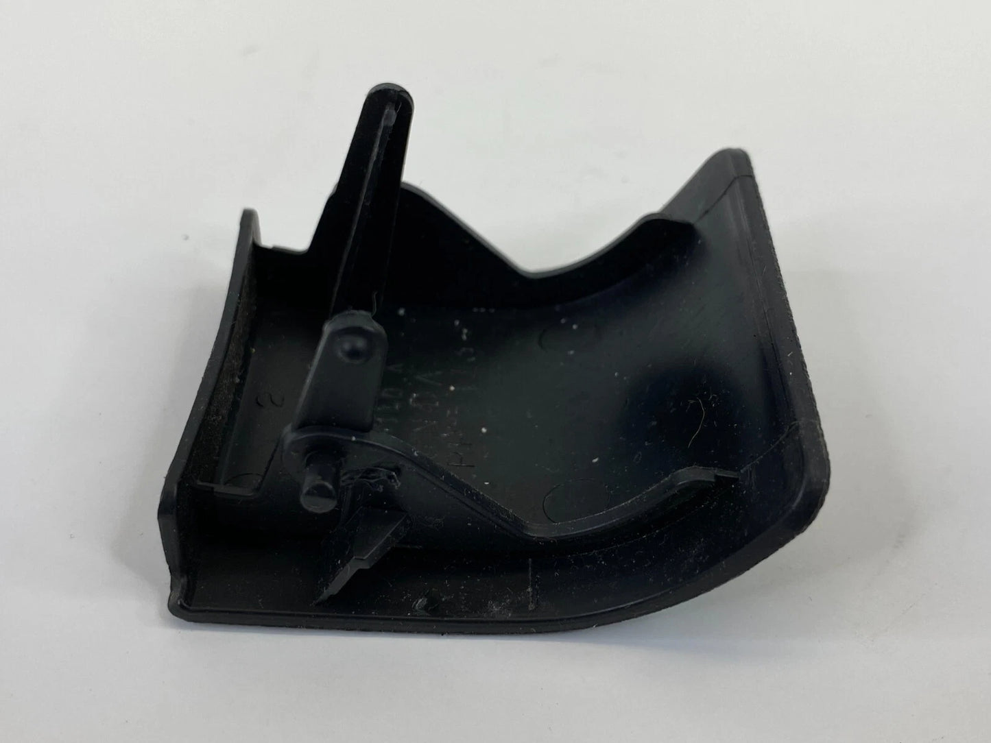 2003-2007 HONDA ACCORD REAR SEAT CHILD ANCHOR COVER CAP LID 84512-SDA-A010 OEM