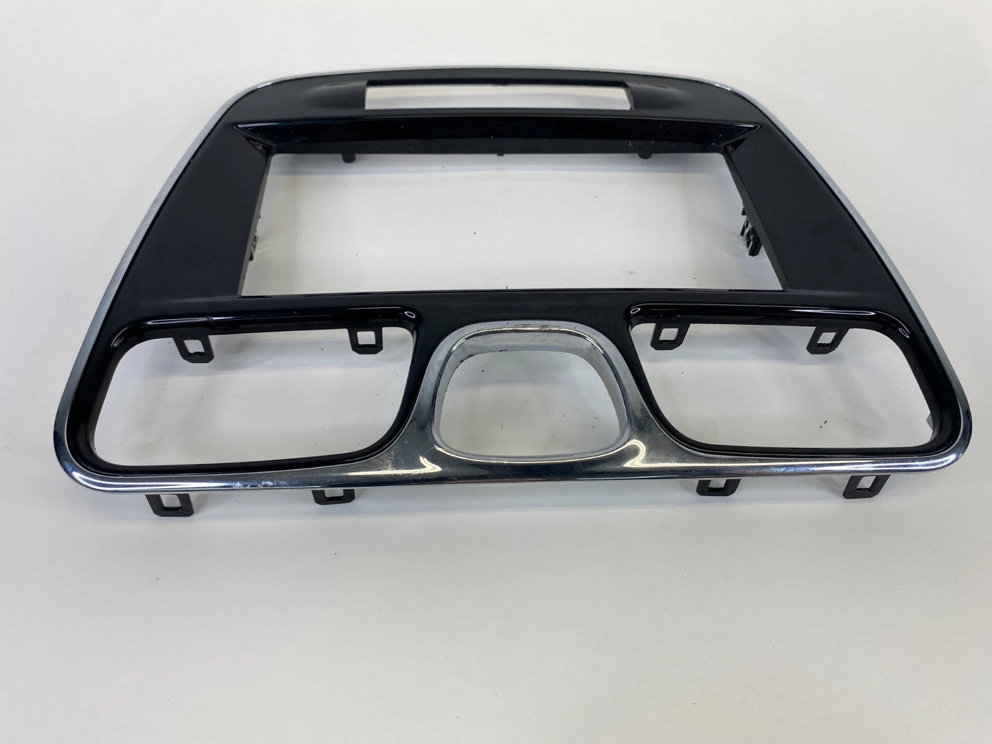 2011-2014 CHRYSLER 200 CENTER DASH RADIO CLOCK & HAZARD SWITCH BEZEL TRIM OEM