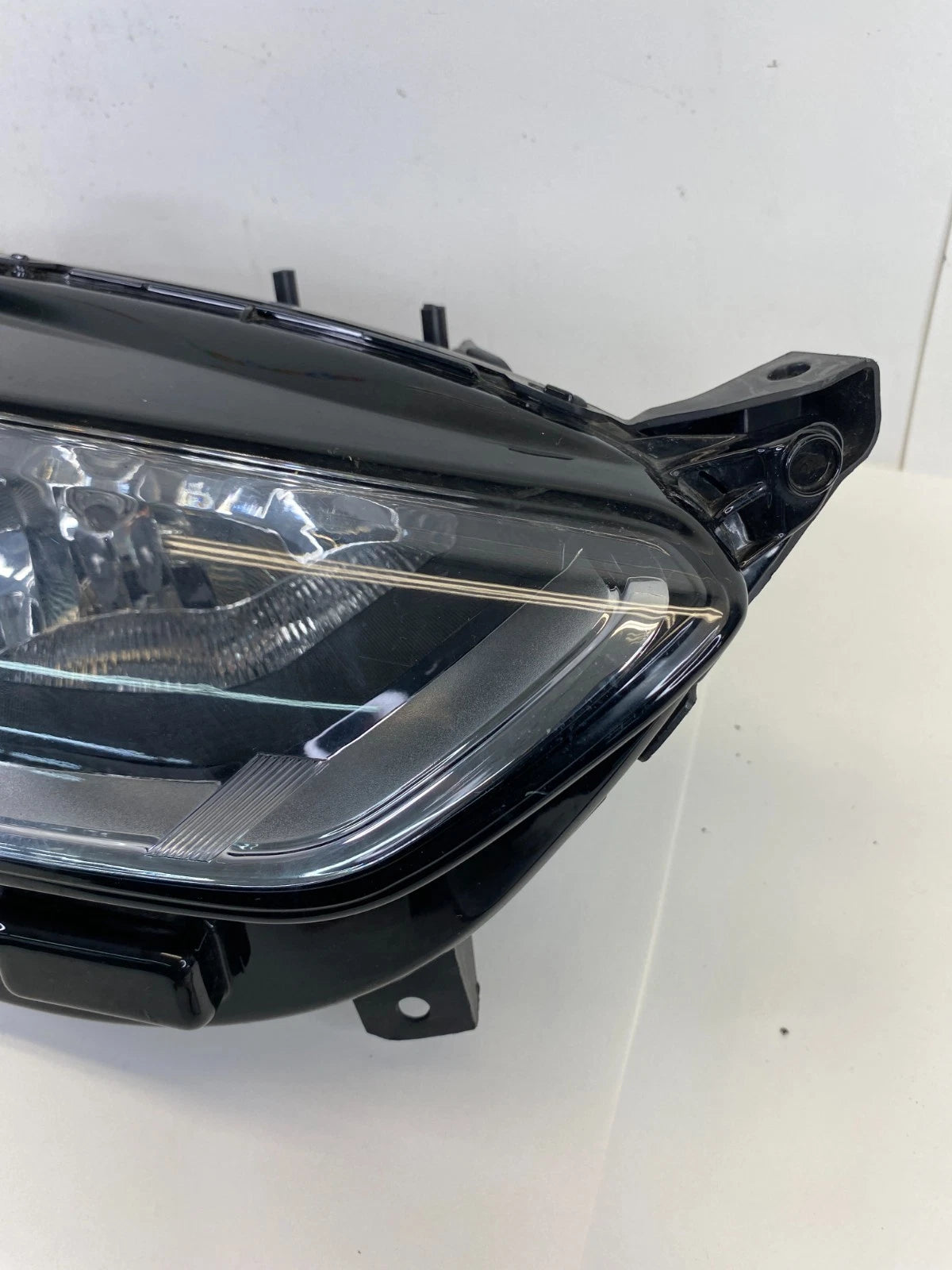2013-2016 FORD FUSION FRONT RIGHT PASSENGER HEADLIGHT HEADLAMP OEM