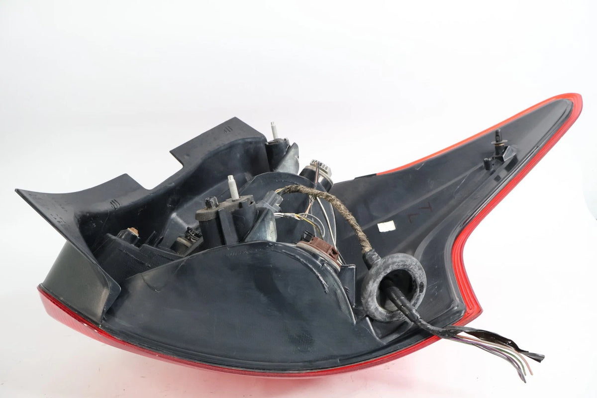 2012-2014 FORD FOCUS HATCHBACK REAR LEFT DRIVER SIDE TAILLIGHT TAIL LAMP ASSY