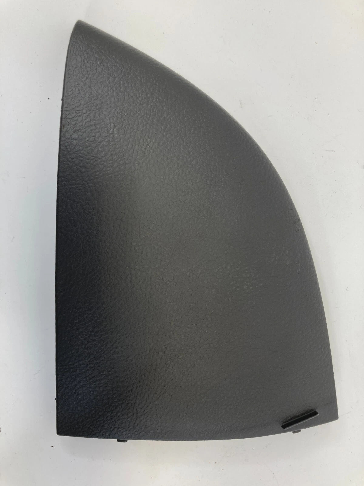 04-10 TOYOTA SIENNA RIGHT PASSENGER SIDE DASH END CAP COVER TRIM 55317-AE010 OEM