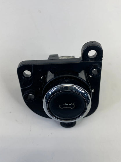 2010-2019 FORD TAURUS TRUNK OPEN RELEASE BUTTON SWITCH AG1T-19B514-ABW OEM