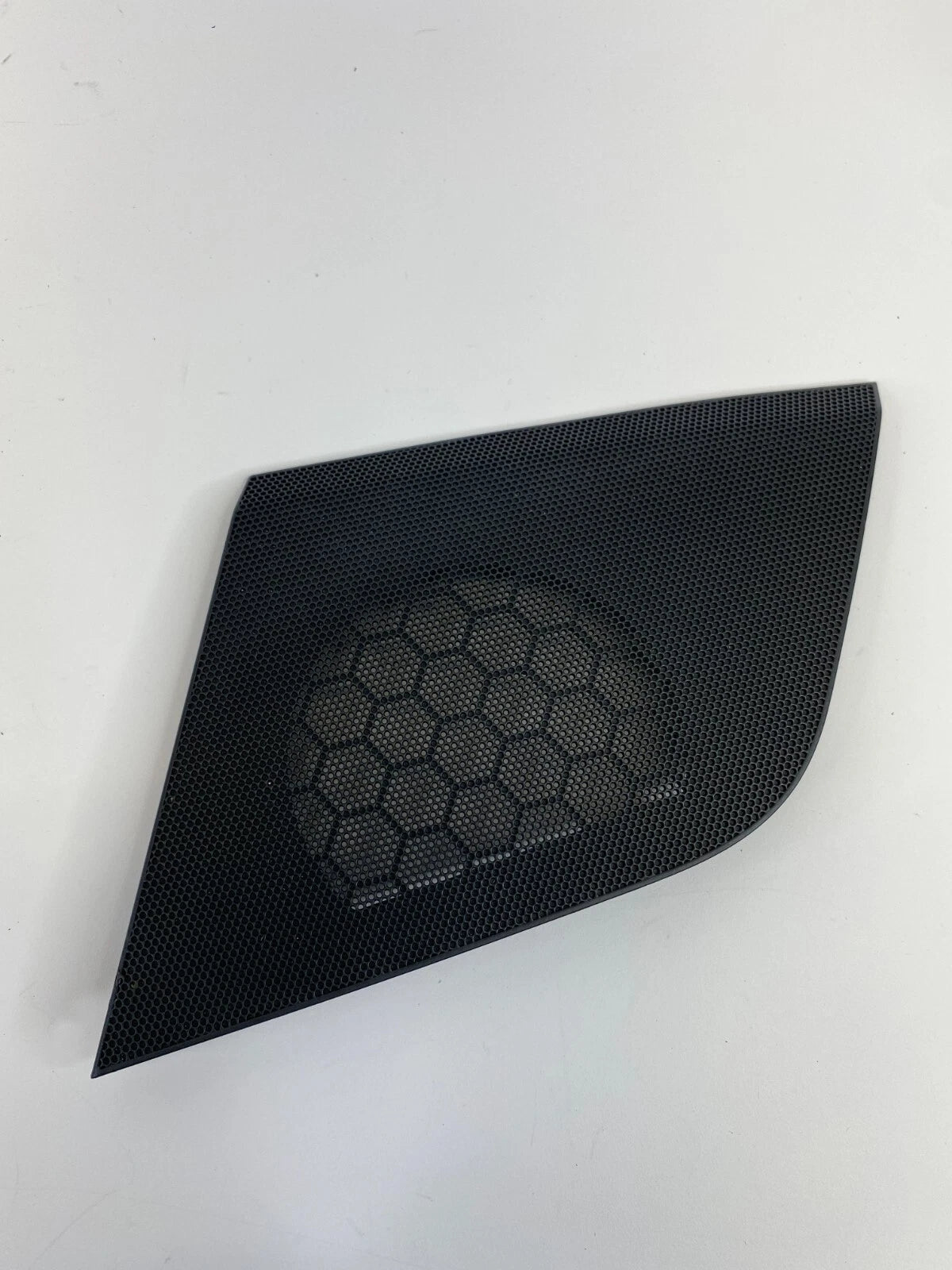 09-16 AUDI A4 QUATTRO FRONT LEFT SIDE DOOR PANEL SPEAKER COVER GRILLE 8T0857227