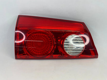 2006-2010 TOYOTA SIENNA LEFT DRIVER SIDE INNER LID TAIL LIGHT LAMP TAILLIGHT OEM