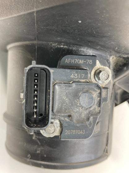 12-17 GMC TERRAIN CHEVY EQUINOX 2.4 AIR BOX INTAKE CLEANER BOX ASSEMBLY 20813712