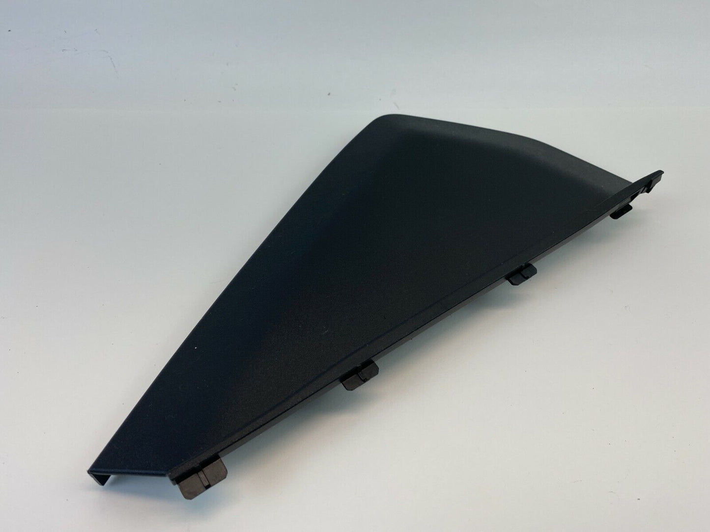 08-13 Nissan Rogue Front Right Side Dash End Cap Cover Trim Panel 68498-JM00A