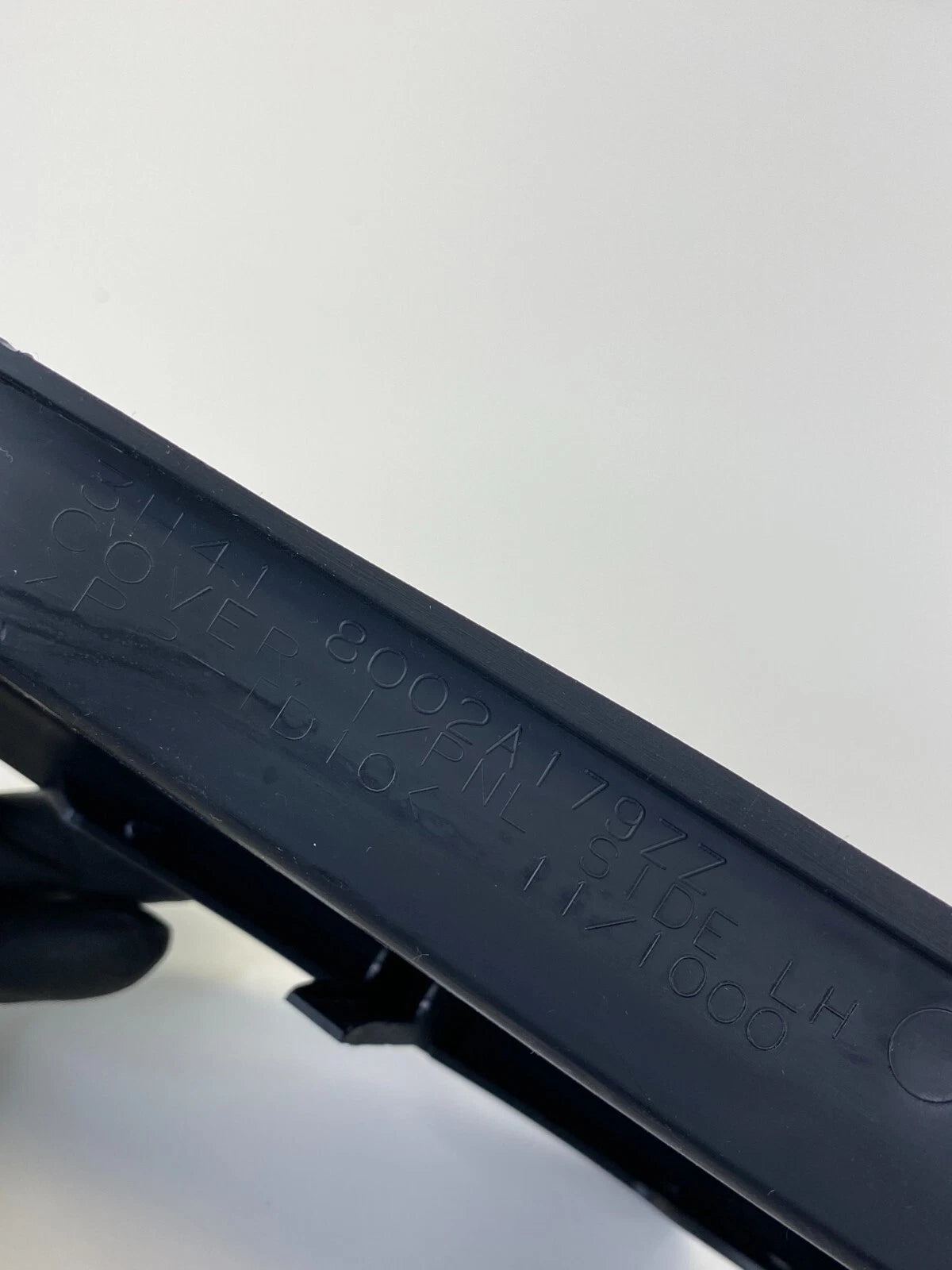 2008-2017 MITSUBISHI LANCER DASH LEFT SIDE END CAP COVER BEZEL TRIM 8002A179 OEM