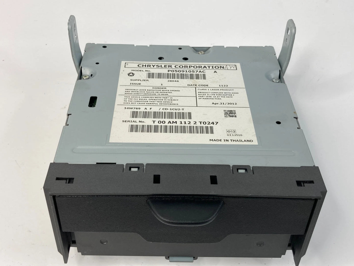 2013 2014 2015 2016 DODGE DART CENTER CONSOLE MOUNTED DVD PLAYER P05091057AC OEM