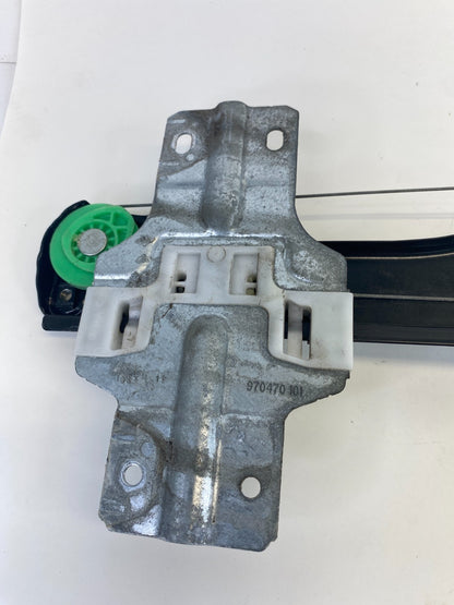 2008-2012 Buick Enclave Front Right Passenger Door Window Motor w/ Regulator