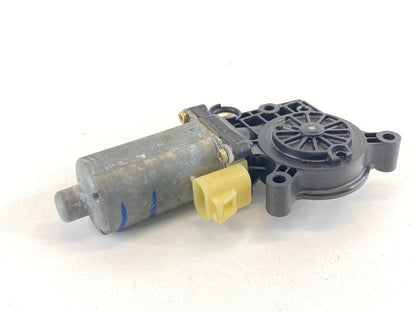 00-05 CHEVROLET IMPALA FRONT RIGHT PASSENGER SIDE DOOR WINDOW MOTOR CM090940B