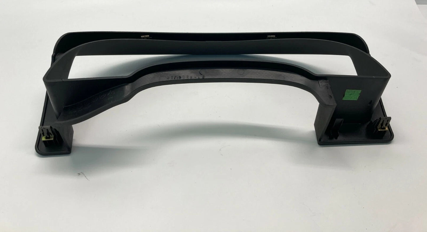 05 06 CHEVROLET EQUINOX INSTRUMENT CLUSTER SPEEDOMETER BEZEL COVER 22718029EB