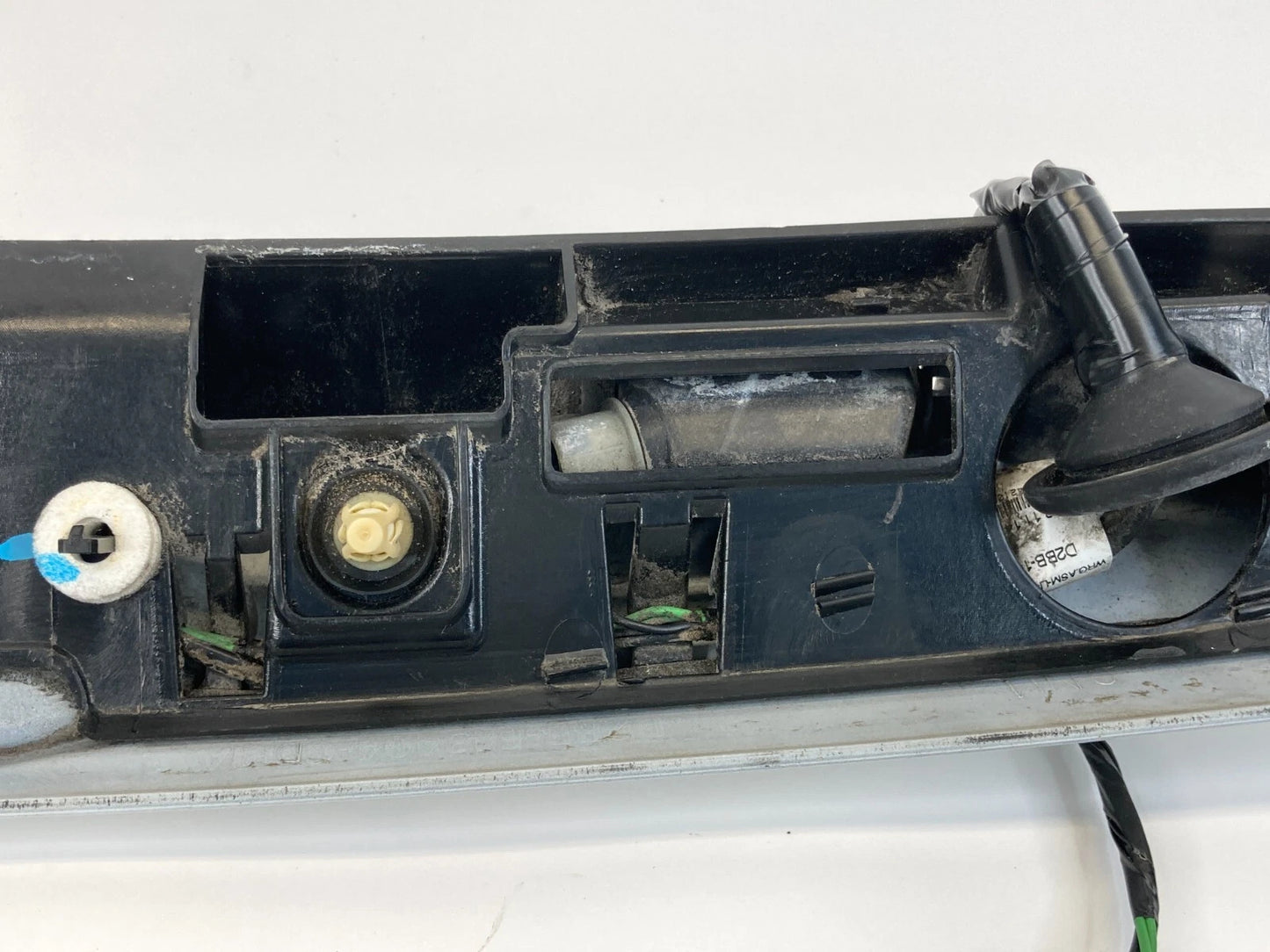 14-19 FORD FIESTA SEDAN REAR TRUNK LID LICENSE PLATE MOLDING EMBLEM D2BBF43404BD