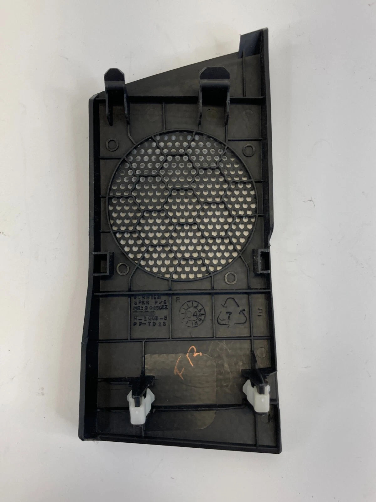 2004-2012 MITSUBISHI GALANT FRONT DASH RIGHT SIDE SPEAKER GRILLE MR590280ZZ OEM