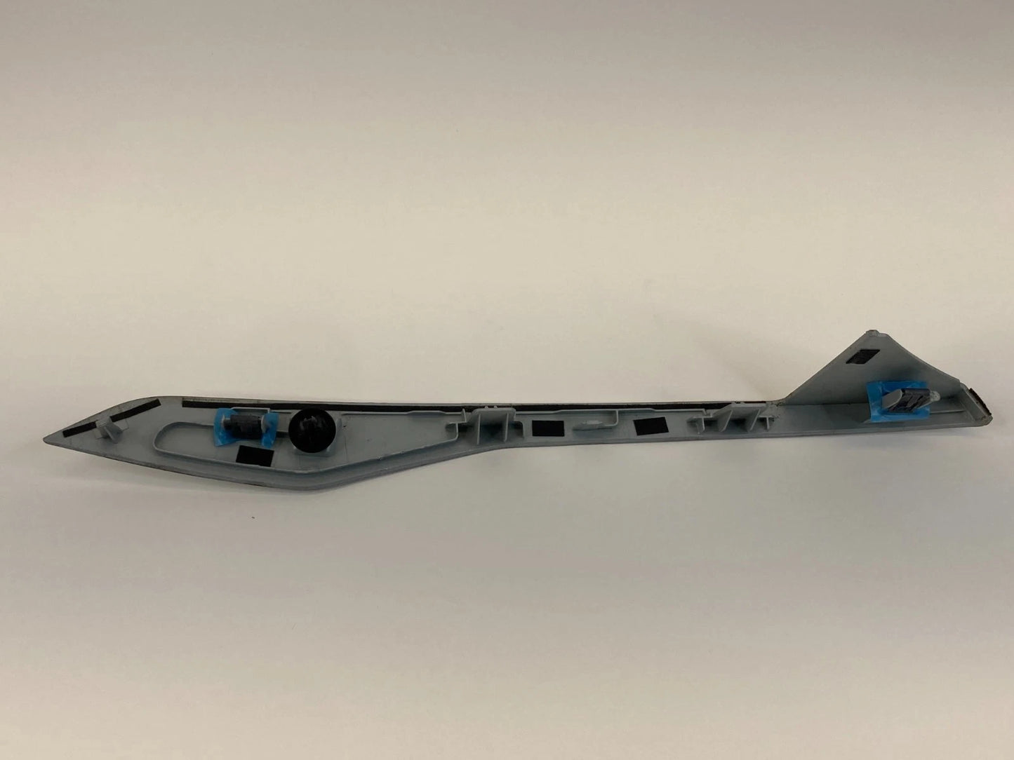 13-15 FORD EXPLORER INTERCEPTOR UTILITY RIGHT SIDE CENTER DASH MOLDING BEZEL OEM